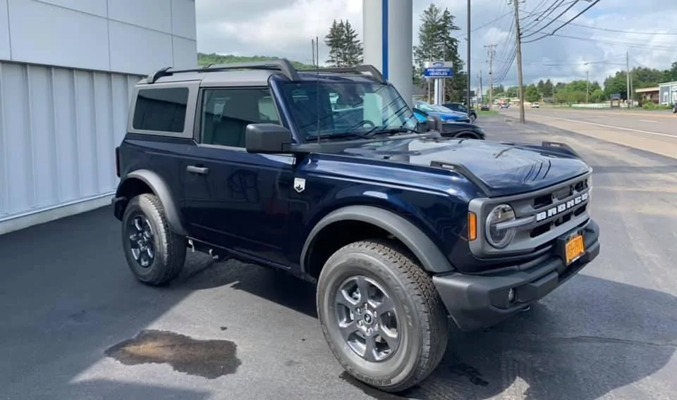 Ford Bronco ANTIMATTER BLUE Bronco Club Antimatter Blue Big Bend Bronco 2-Door
