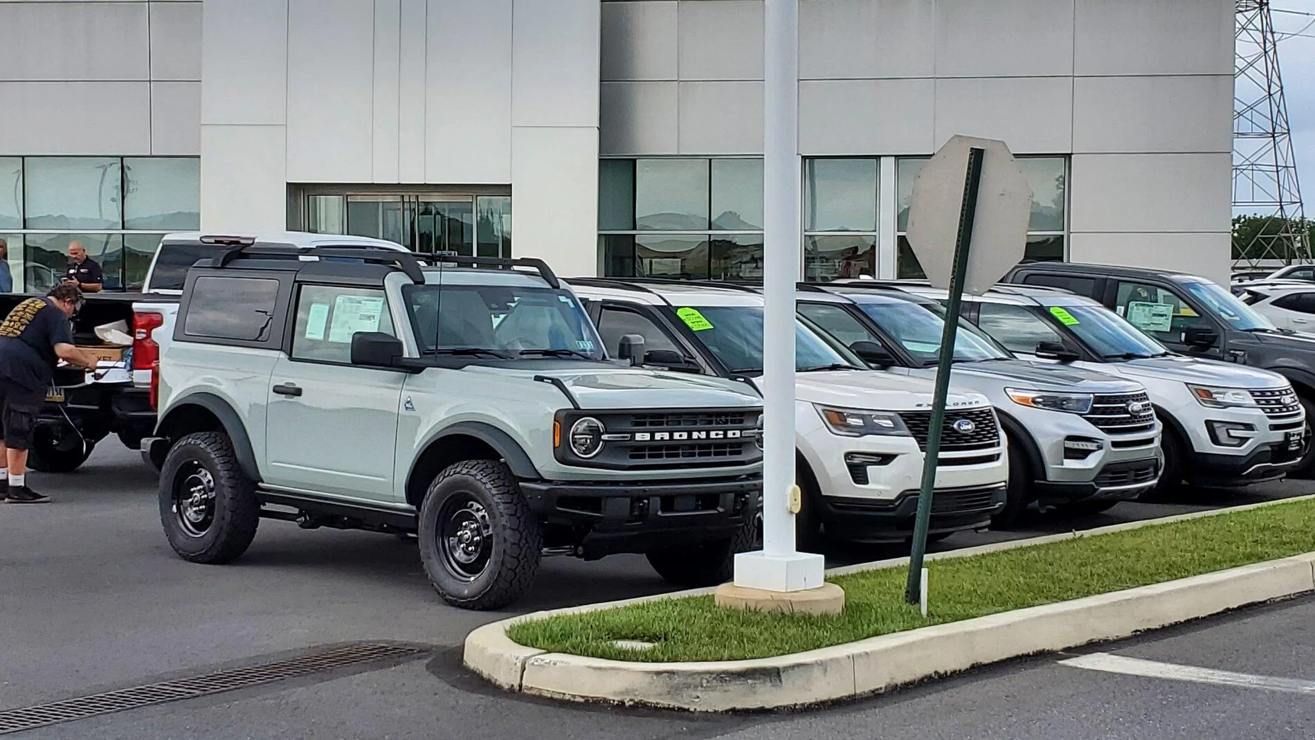 Ford Bronco CACTUS GRAY Bronco Club 20210714_132826