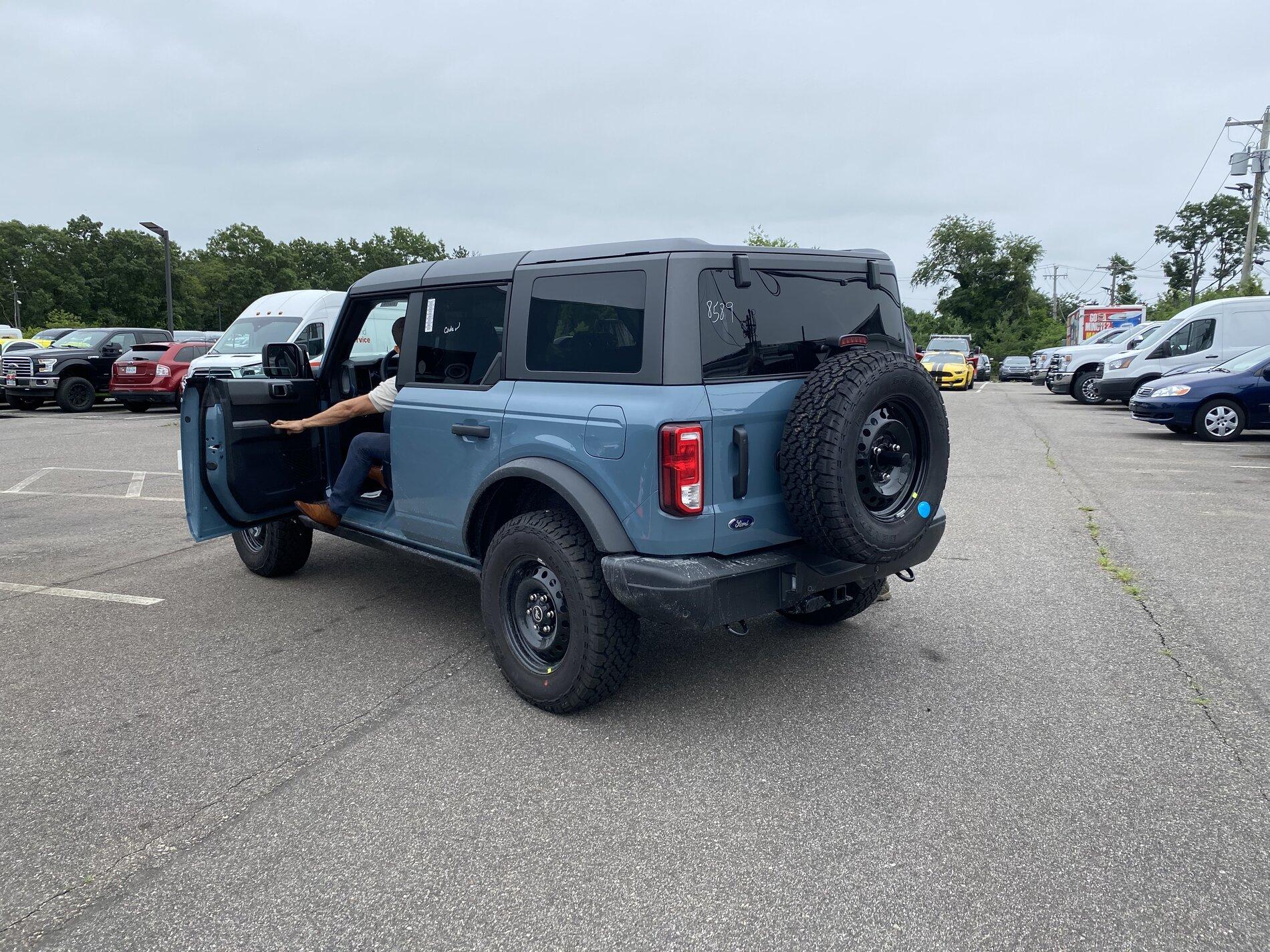 Ford Bronco AREA 51 Bronco Club 8F20D298-26D7-4E17-8D04-C8F50162B0D1