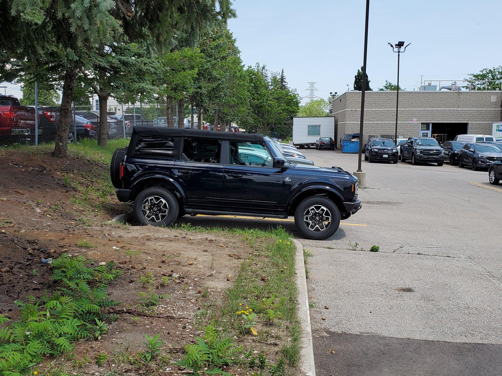 Ford Bronco ANTIMATTER BLUE Bronco Club 20210714_132659