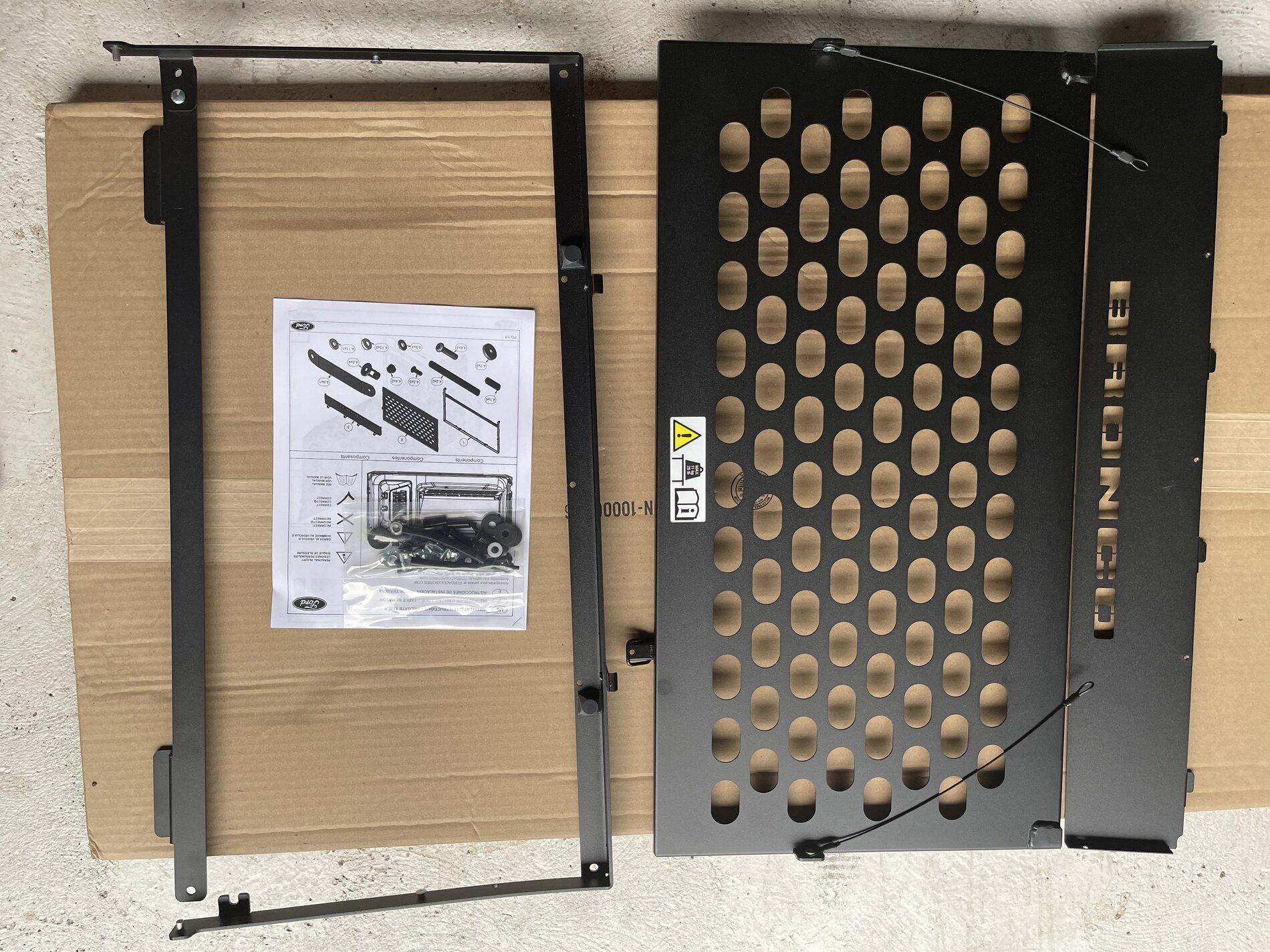 Ford Bronco Pics & Impressions: Bronco Bimini Mesh Top, Door Molding Kit, Cargo Area Liner, Pet Barrier, Tailgate Table, Hitch Shackle Kit, Door Sill Plates 62372BDF-9AEB-4370-A0F0-BB7576B4987D