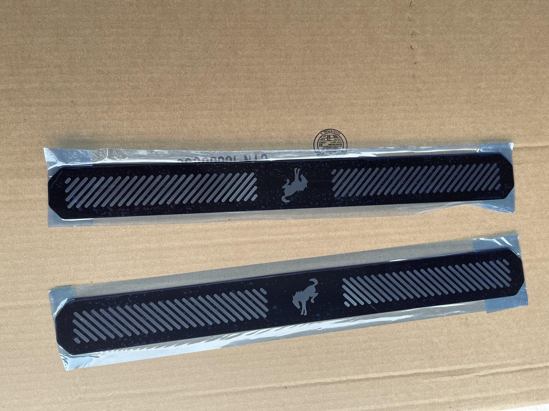 Ford Bronco Pics & Impressions: Bronco Bimini Mesh Top, Door Molding Kit, Cargo Area Liner, Pet Barrier, Tailgate Table, Hitch Shackle Kit, Door Sill Plates 2DB0777B-BB3B-4B96-9B14-6850B9BBE01E