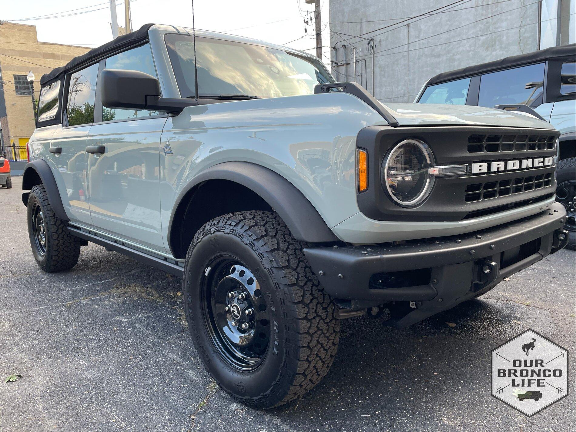 Ford Bronco Chicago Auto Show Broncos & Ride Experience E54F784C-8678-418A-9D27-F84BB7A8D80E