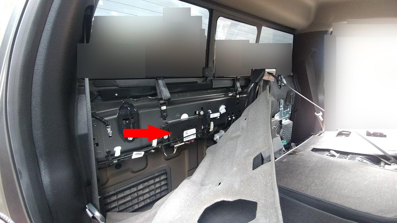 Ford Bronco Disconnect antenna from roll bar? ed