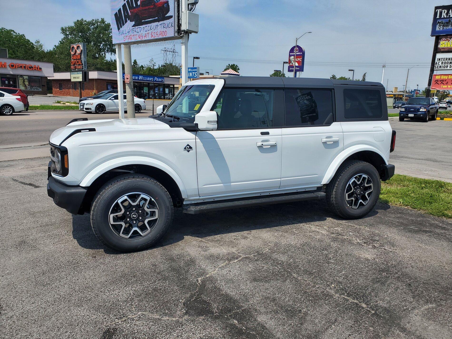 Ford Bronco OXFORD WHITE Bronco Club 20210715_121649
