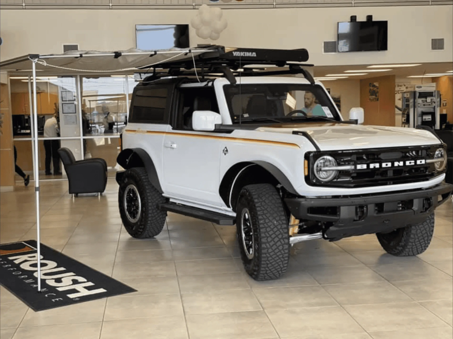 Ford Bronco 2 Door Bronco Outer Banks w/ Retro Decals (and steel fenders and almost every possible roof rack option) D31BDF62-9DC7-4F46-A9EA-9A1C702034D4