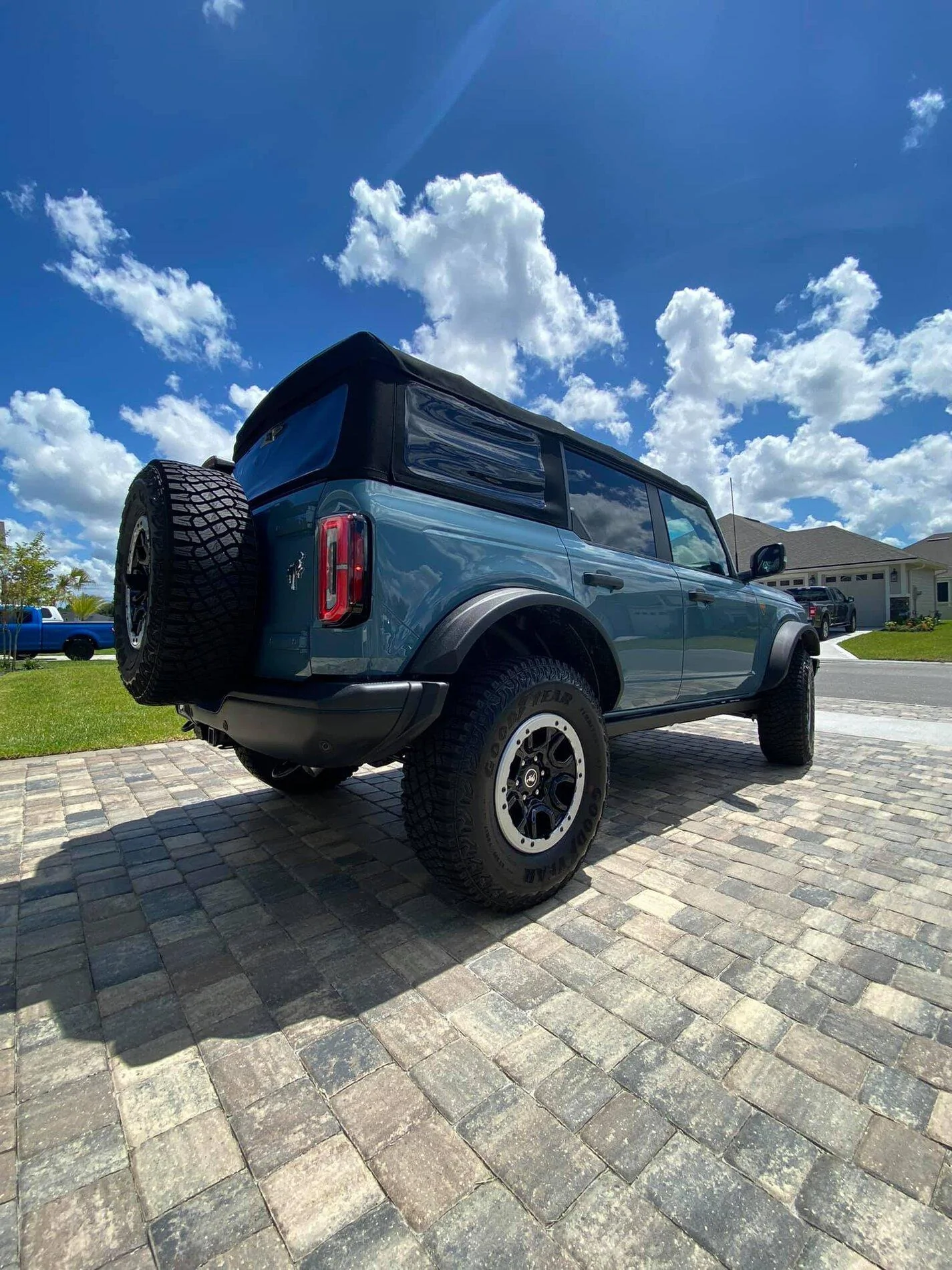 Sasquatch Area 51 Bronco Badlands 4-Door Soft Top 2.jpg