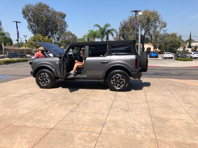 Ford Bronco LONG BEACH HAS DEMO 64823692476__157C17F1-3D25-4AF0-ABF7-2E80D004CEE1