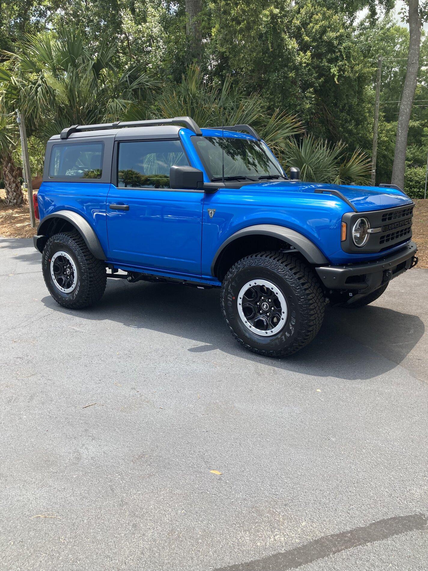 Ford Bronco 2 Door BaseSquatch Delivered. Timeline, Q & A, Notes From First 100 miles BaseSasquatch