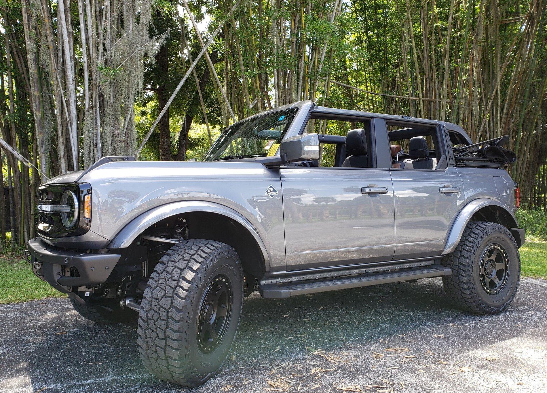 Ford Bronco CARBONIZED GRAY Bronco Club 20210716_115850