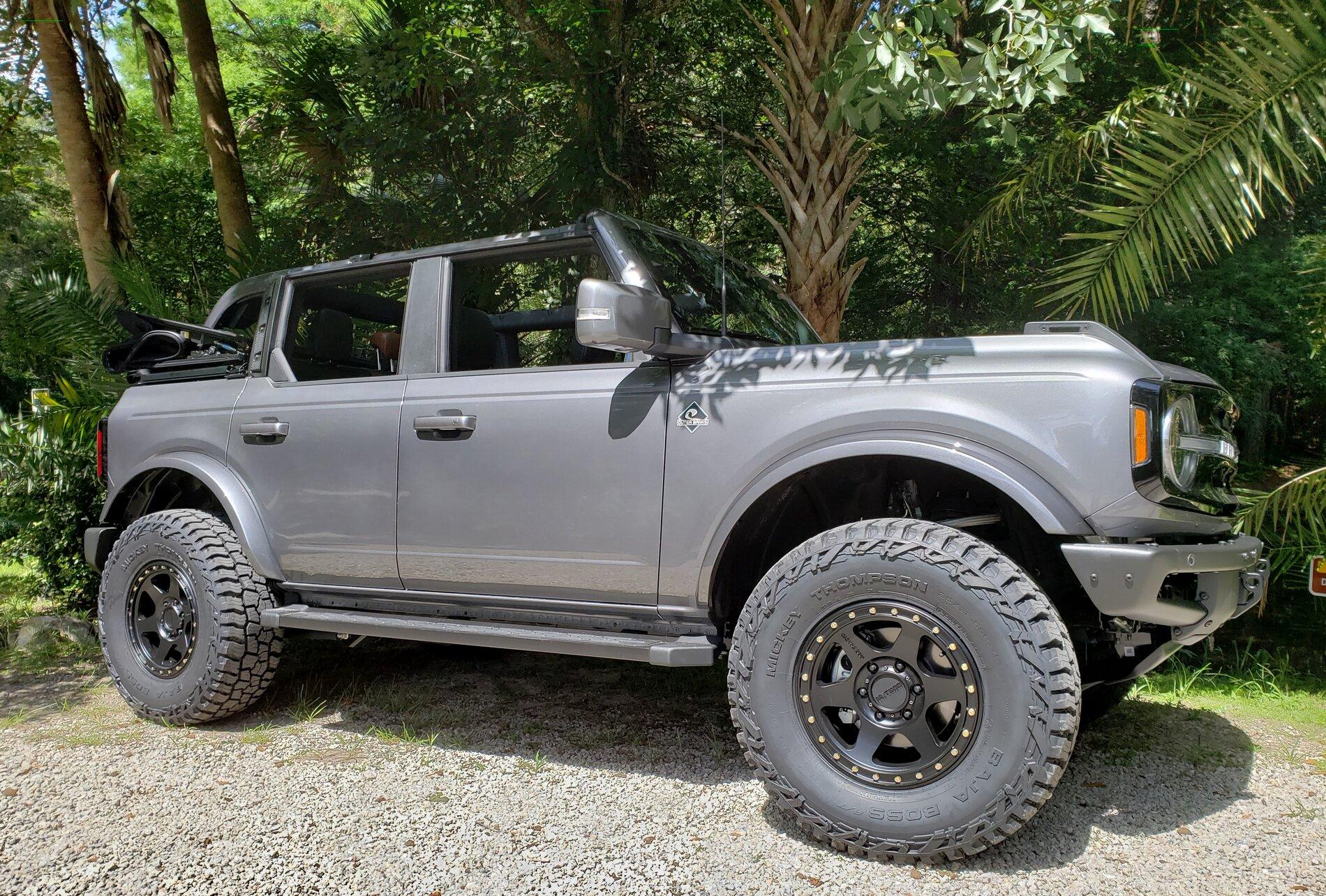 Ford Bronco CARBONIZED GRAY Bronco Club 20210716_112006