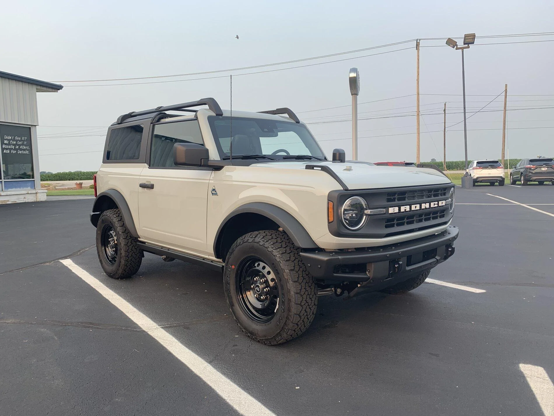 Ford Bronco CACTUS GRAY Bronco Club 591F2DA1-F3C6-4821-8560-7A042D7CE01A