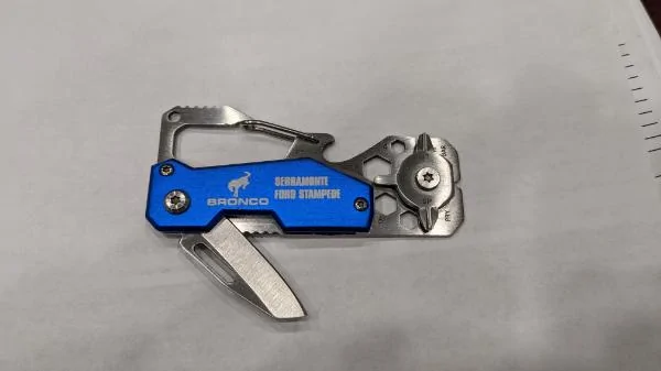 Ford Bronco LIGHTNING BLUE Bronco Club 2BA94ACF-0BEB-4DCA-873A-656ED7FA0FDB