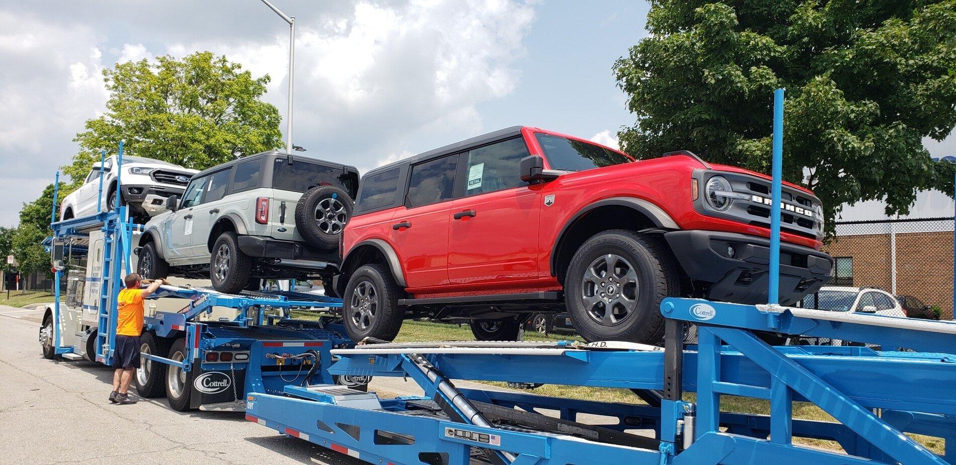 Ford Bronco Took delivery yesterday: Timeline, MIC Top Inspection, Impressions of Big Bend 2.7L bronco on truck