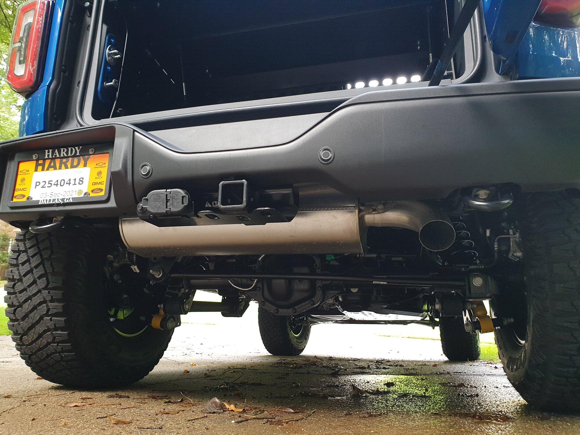 Ford Bronco First 24 hrs in my Badlands Sasquatch 4dr 2.7L Velocity Blue Soft Top (w/ Rear Cargo Enclosure review) 20210720_164002