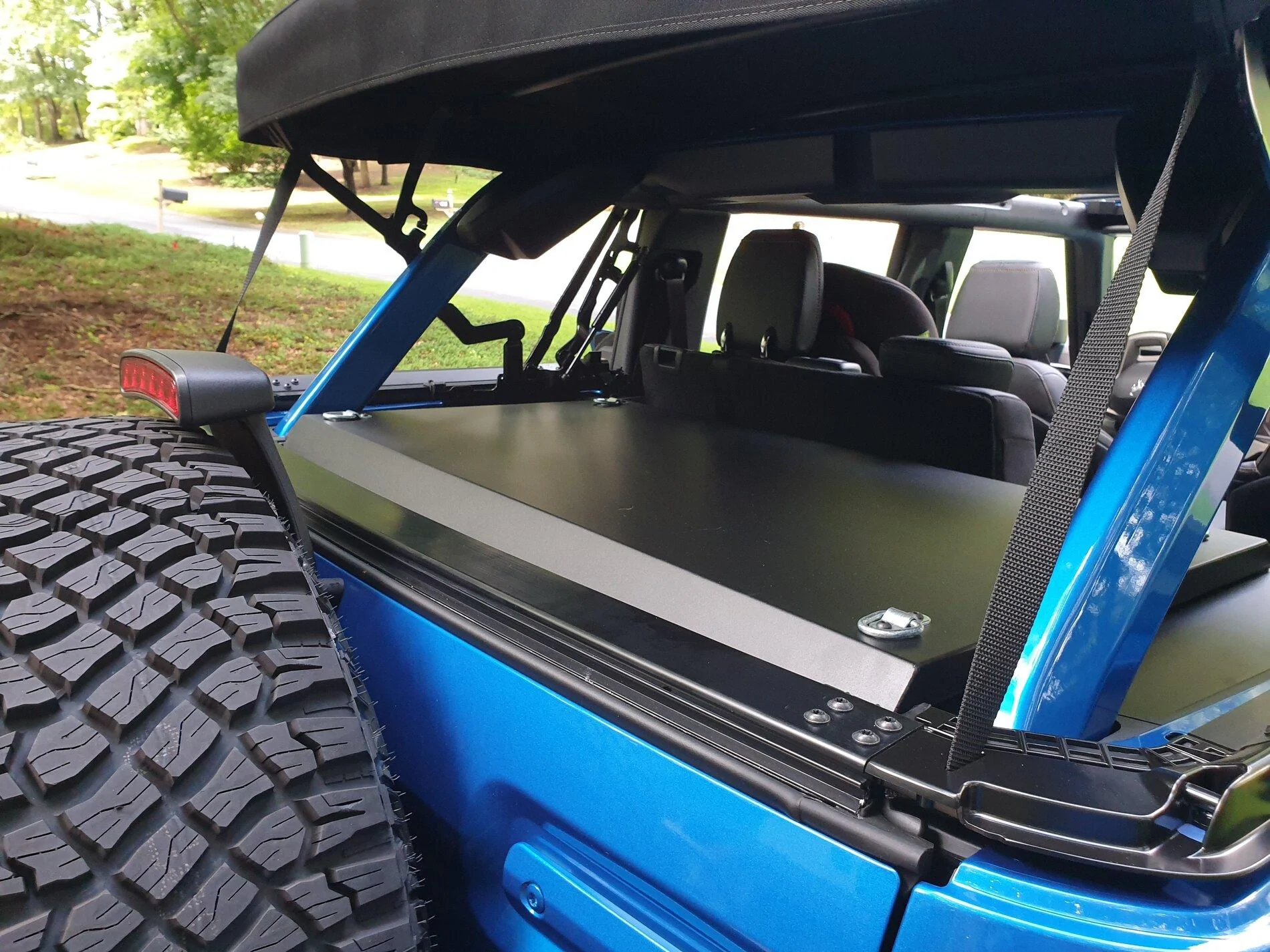 Ford Bronco First 24 hrs in my Badlands Sasquatch 4dr 2.7L Velocity Blue Soft Top (w/ Rear Cargo Enclosure review) 20210720_163626