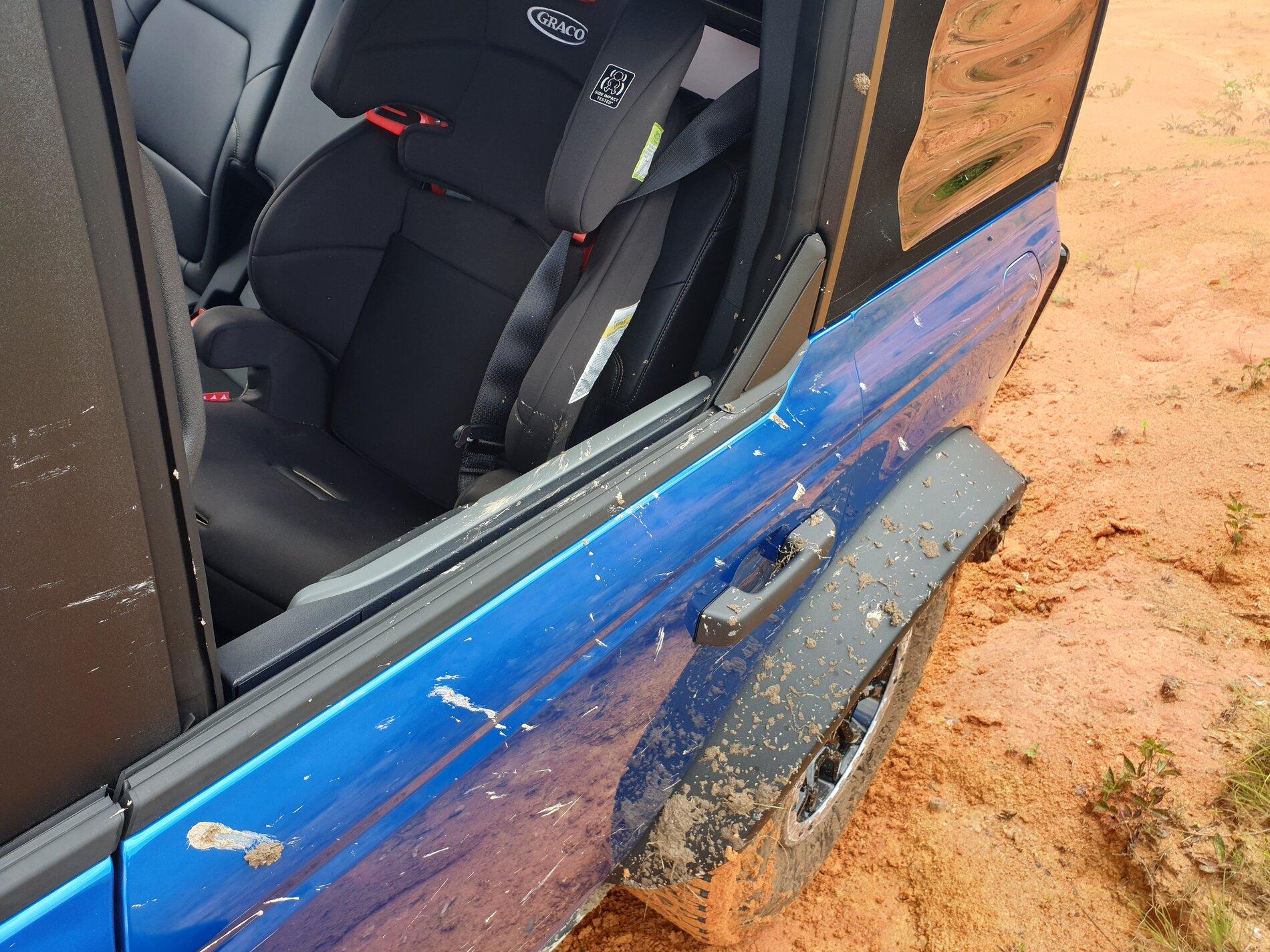 Ford Bronco First 24 hrs in my Badlands Sasquatch 4dr 2.7L Velocity Blue Soft Top (w/ Rear Cargo Enclosure review) 20210721_160624