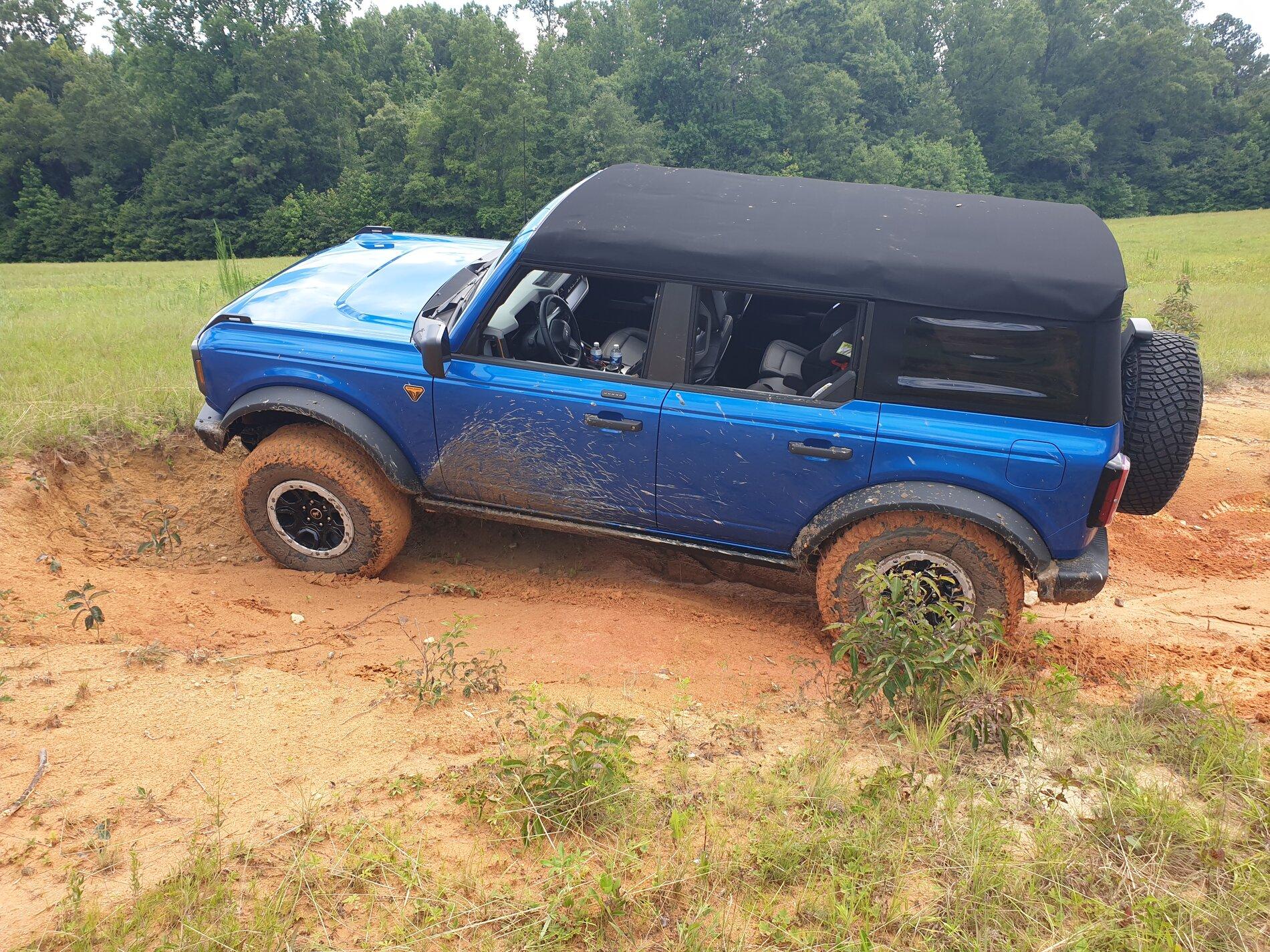 Ford Bronco First 24 hrs in my Badlands Sasquatch 4dr 2.7L Velocity Blue Soft Top (w/ Rear Cargo Enclosure review) 20210721_160533