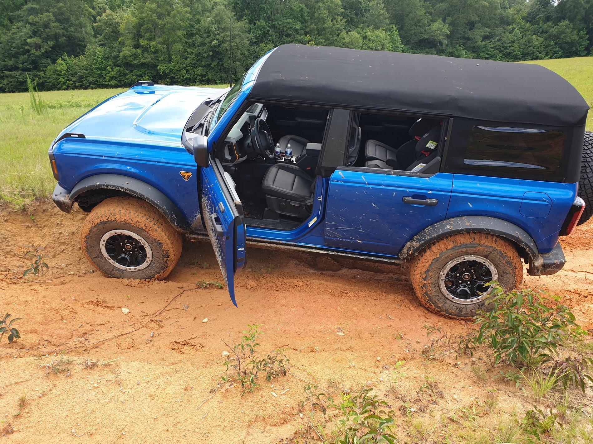 Ford Bronco First 24 hrs in my Badlands Sasquatch 4dr 2.7L Velocity Blue Soft Top (w/ Rear Cargo Enclosure review) 20210721_160728
