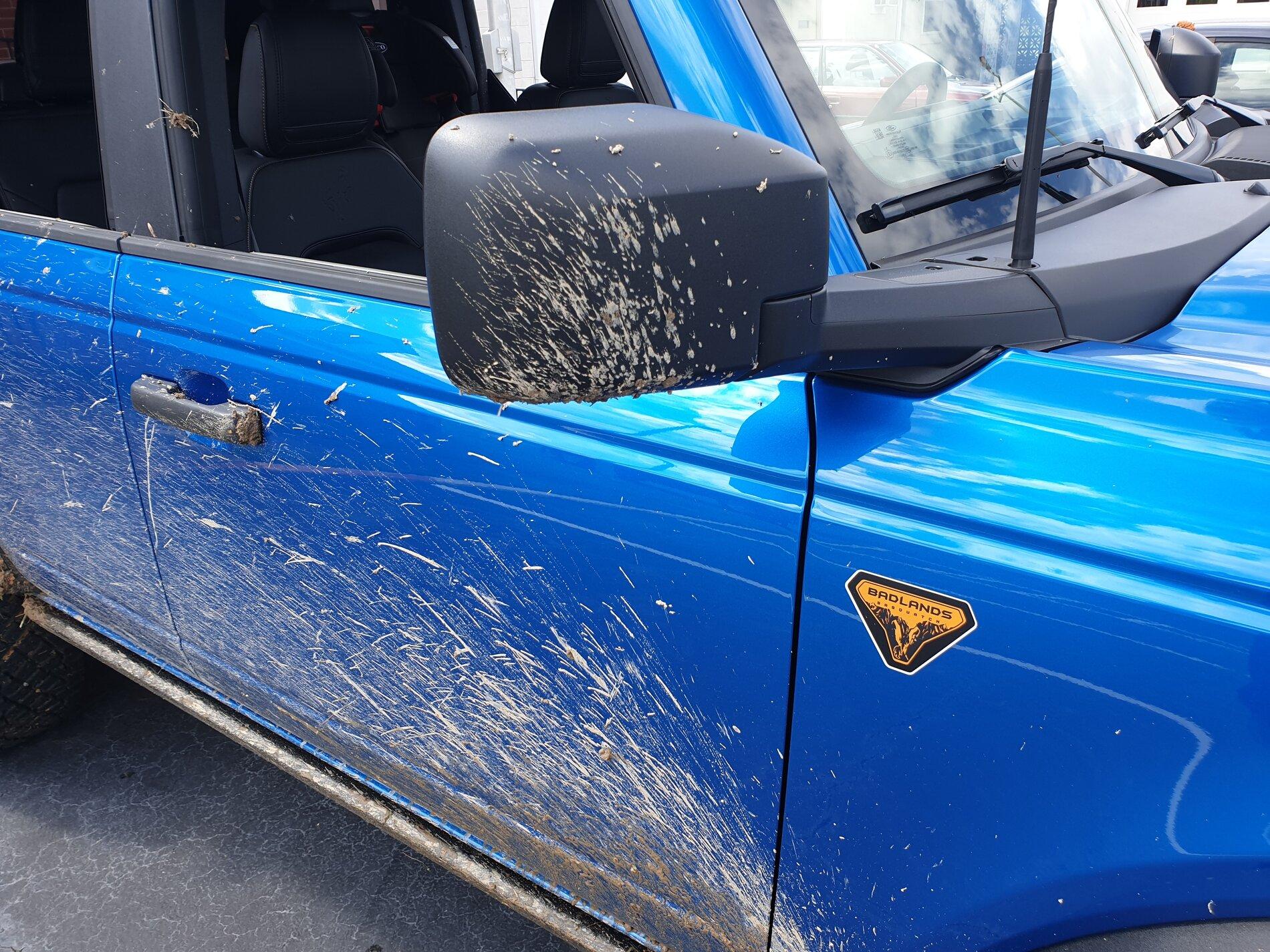 Ford Bronco First 24 hrs in my Badlands Sasquatch 4dr 2.7L Velocity Blue Soft Top (w/ Rear Cargo Enclosure review) 20210721_161439