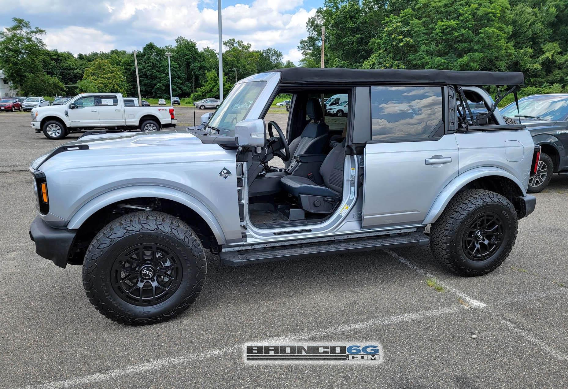 Ford Bronco ICONIC SILVER Bronco Club Zone Offroad 1%22 inch front leveling kit 2021 Bronco Outer Banks 6