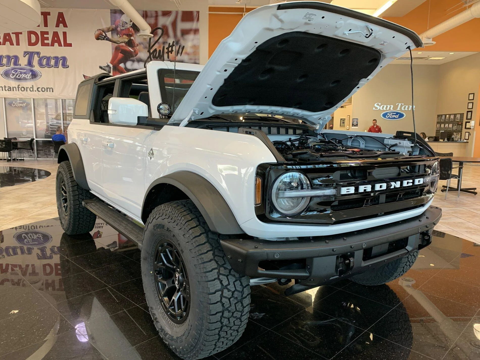 Ford Bronco AZ Dealerships CAF5AAE8-43AF-4433-A84E-C0D5B11627F2