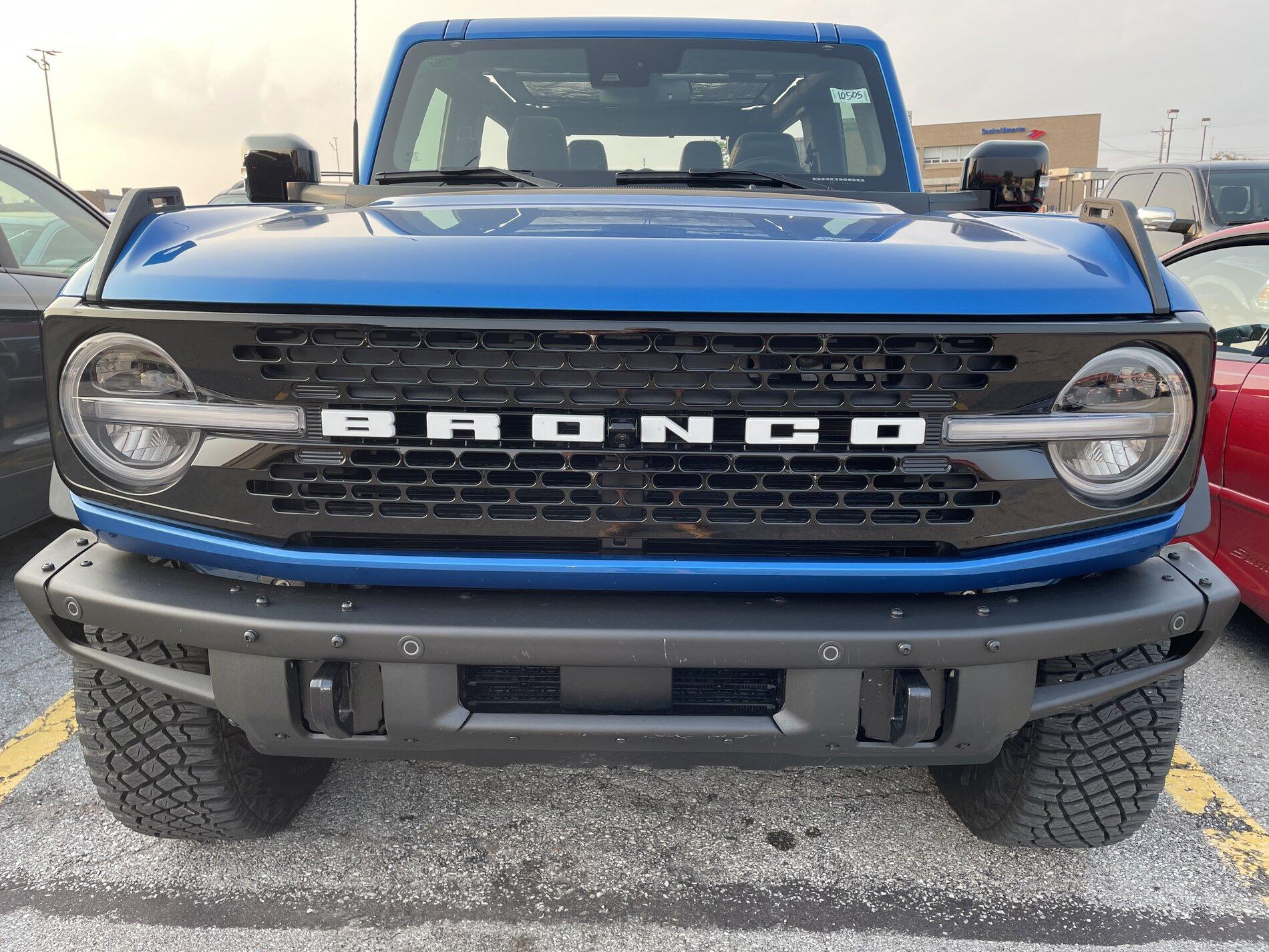 Ford Bronco Velocity Blue? Wildtrak 33F0C6D7-7BB7-44E0-A7B7-BDE4935EA155