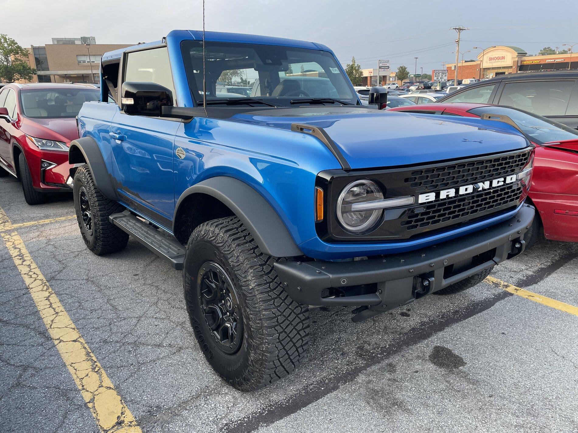 Ford Bronco Velocity Blue? Wildtrak 10D8107A-927F-4826-AE98-3FDE6783D45E