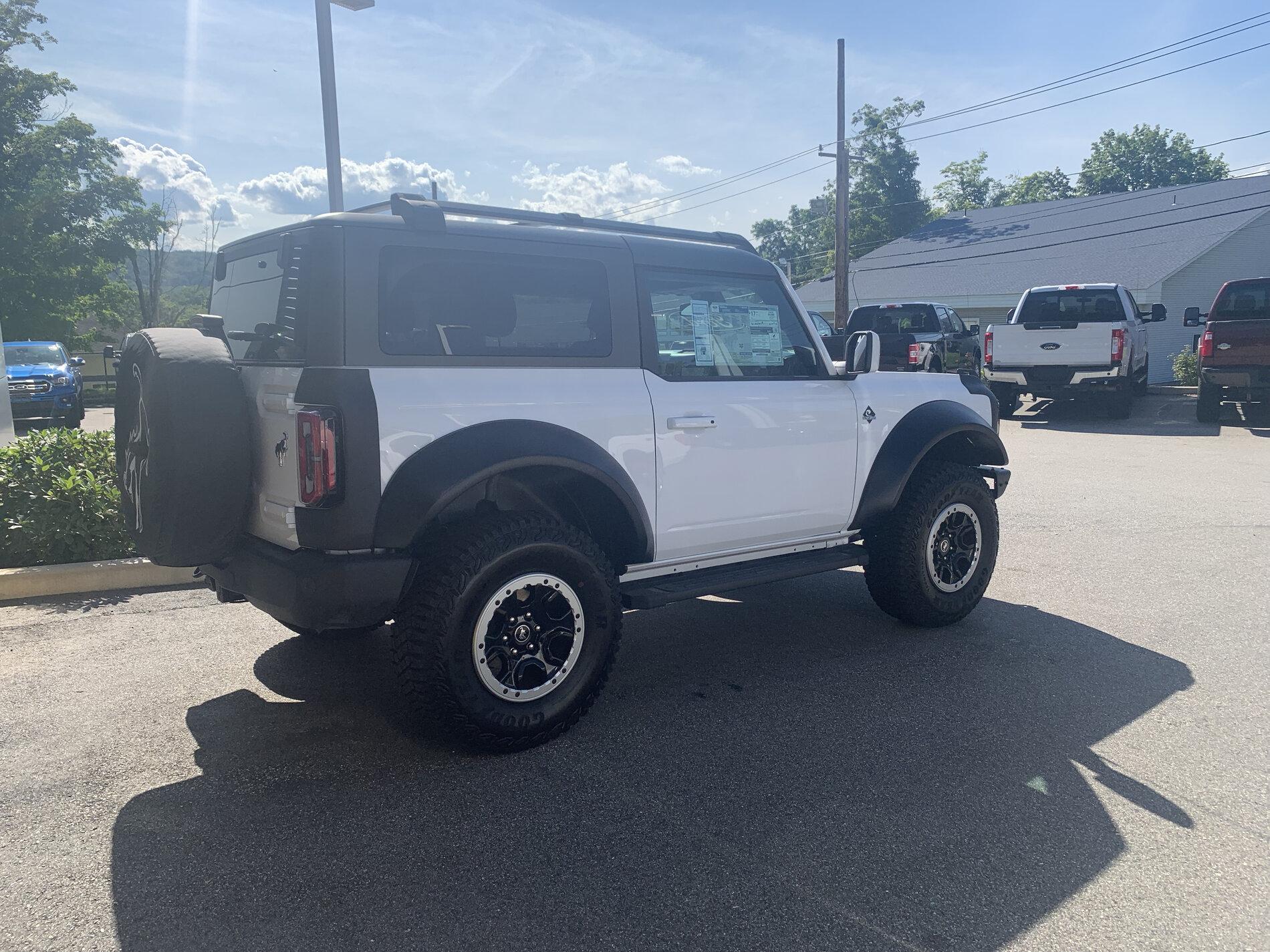 Ford Bronco Greenfield Mass Demo drive Outer1psd