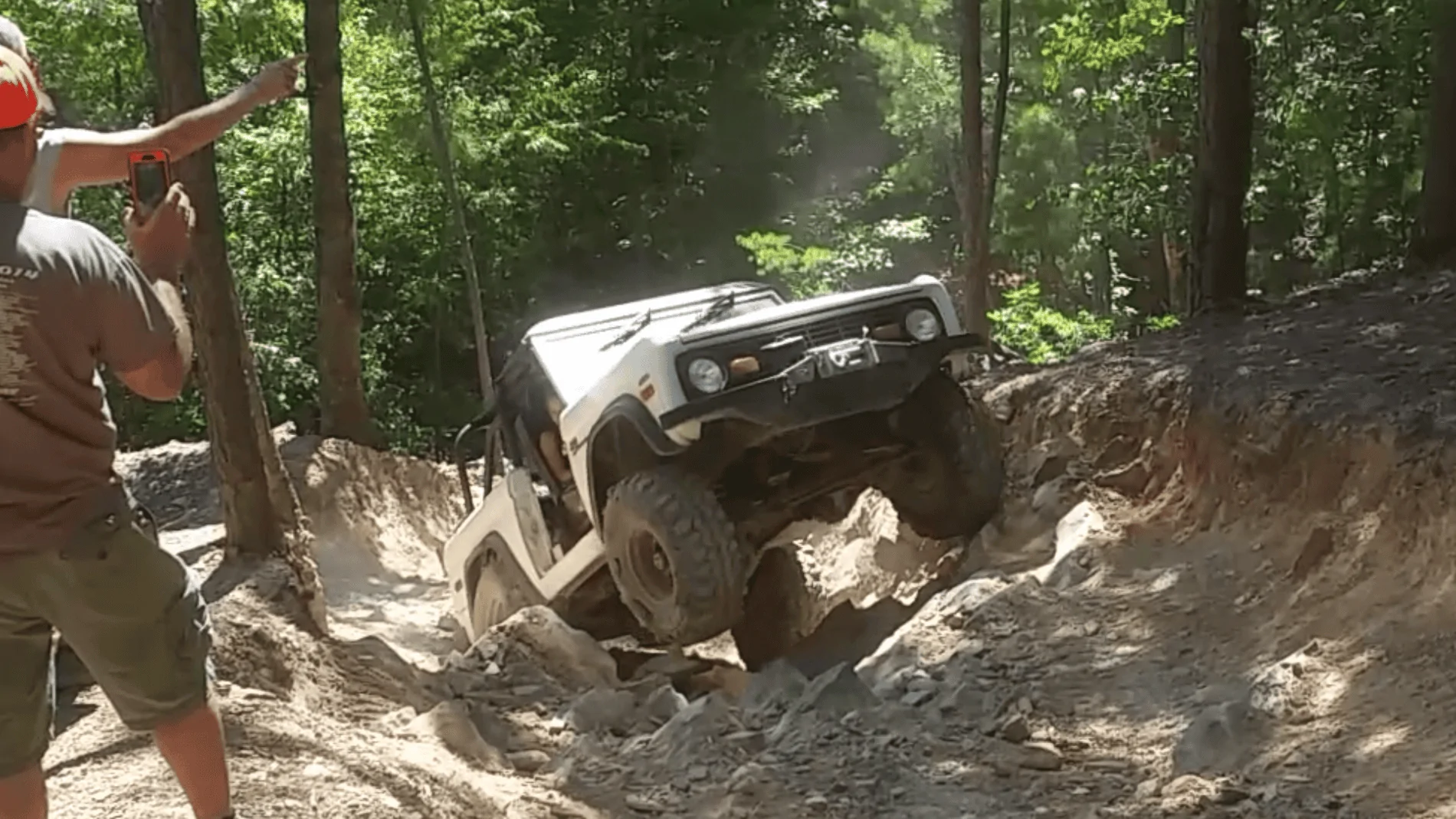 Ford Bronco Rock crawler build Screenshot_2016-09-25-00-17-24