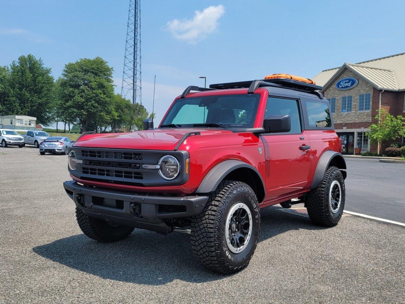 Ford Bronco RAPID RED Bronco Club Rapid Red Base Bronco Sasquatch BaseSquatch 2-Door