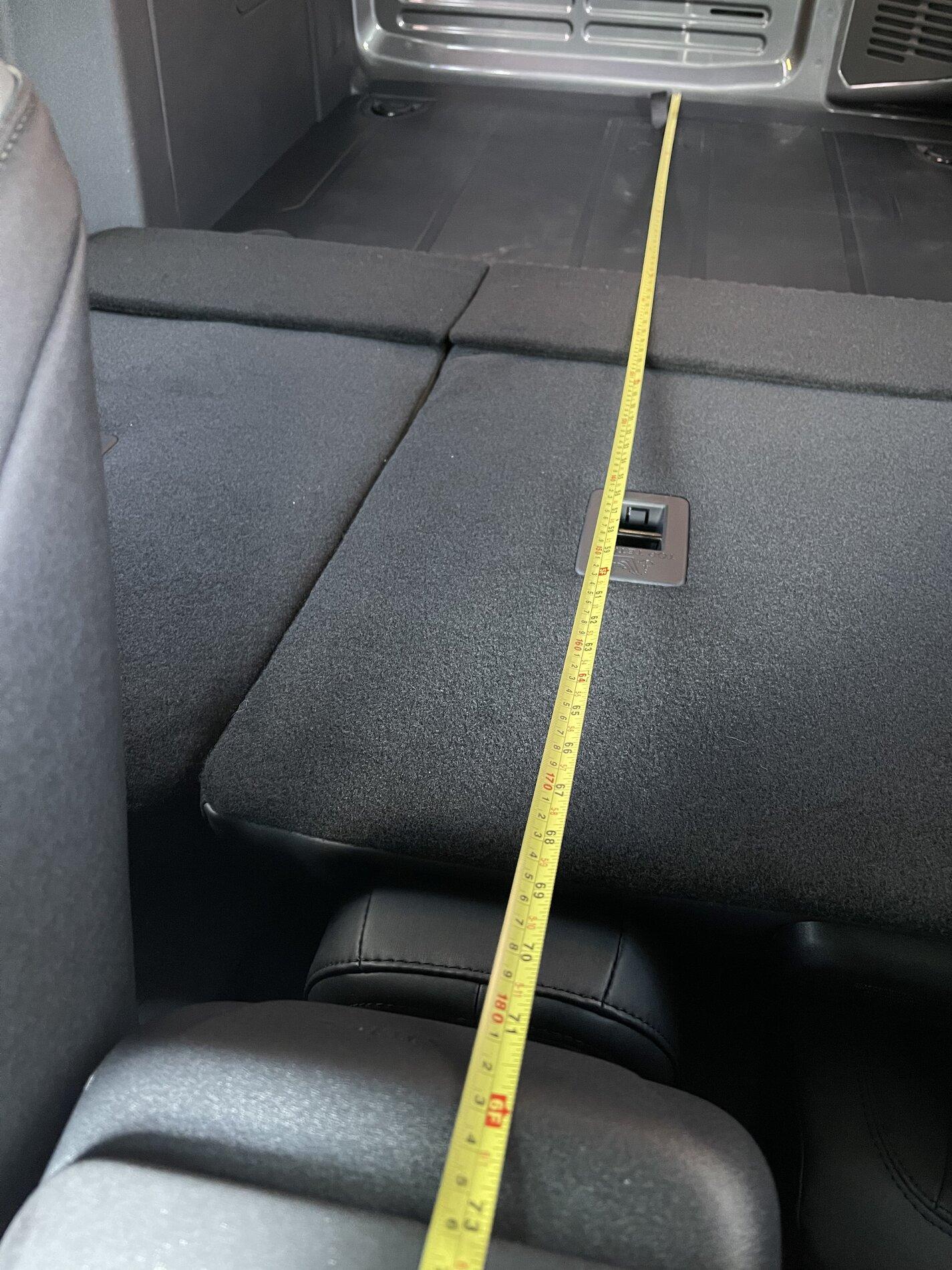 Ford Bronco 4 door bed length with seats down? CD1927AC-93A3-4FF6-93AE-7C4ABB0EEC53