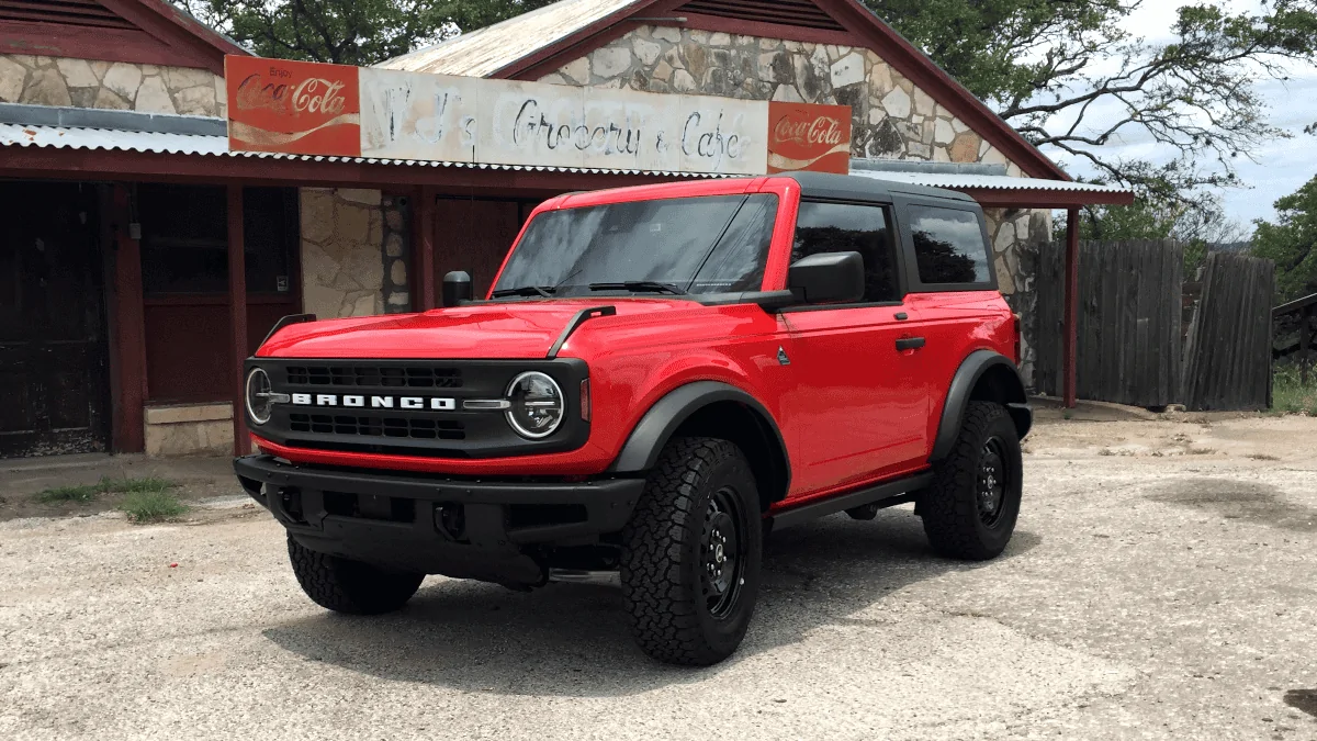 Ford Bronco Ultimate Black Diamond Non-Sasquatch pics thread 2021_Ford_bronco_diamond_peak-1200