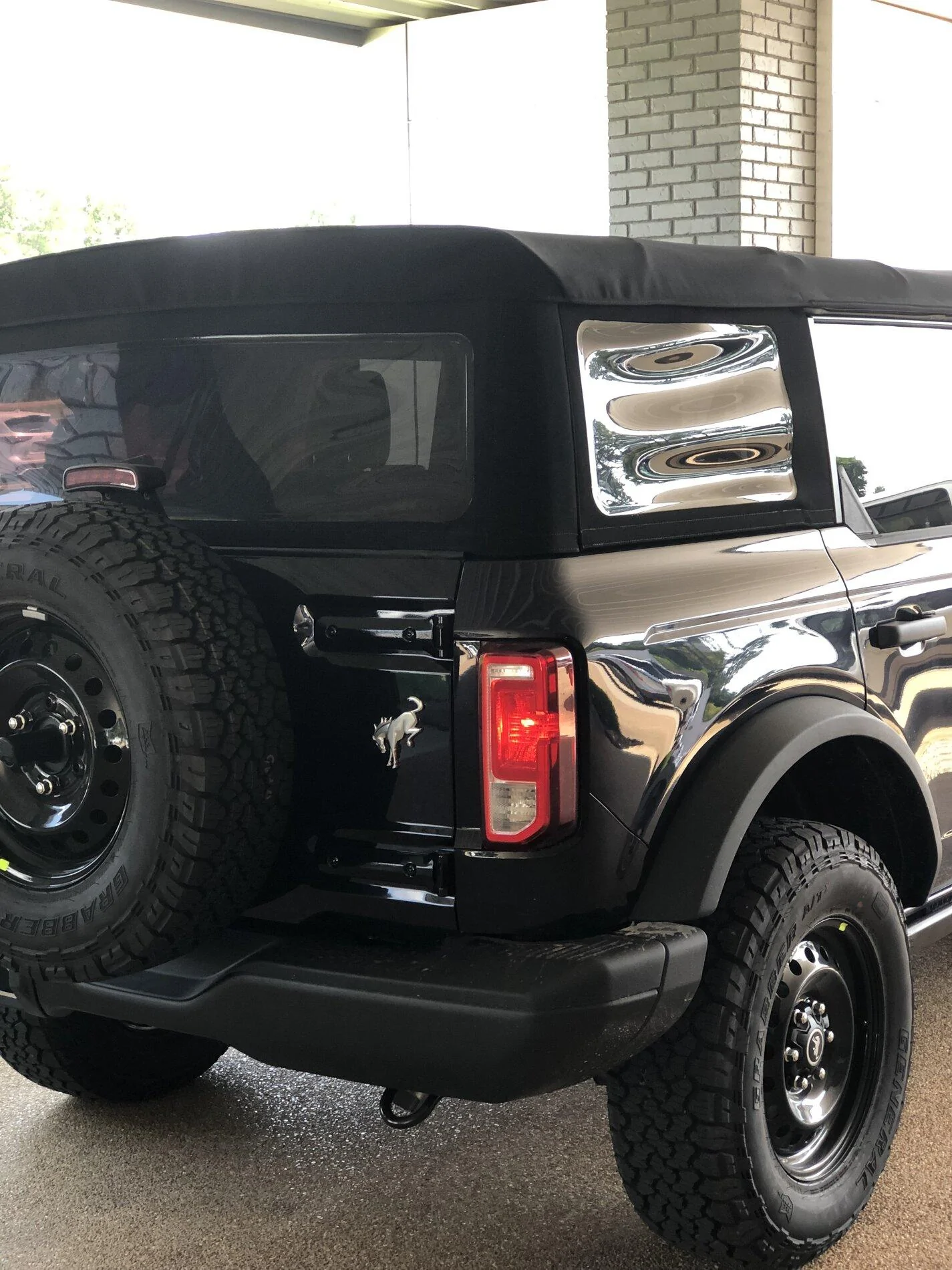 Ford Bronco Ultimate Black Diamond Non-Sasquatch pics thread BD4CDB56-26BC-4251-A4E0-E6DC47E7DD73