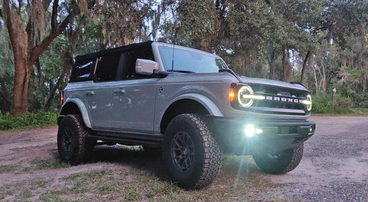 Ford Bronco 17x9 RTR Tech 6 wheels (+30 offset), 315/70r17 BFGs, 4WP Level Kit installed on OBX IMG_20210727_202836__01