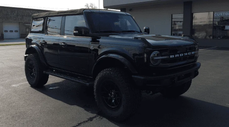Ford Bronco SHADOW BLACK Bronco Club Demo3