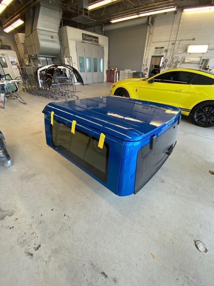 Ford Bronco Custom painted MIC top on Velocity Blue Bronco (custom by dealer) 83ee3d55-09a4-44b1-9ff3-b4f5fce70008-jpe