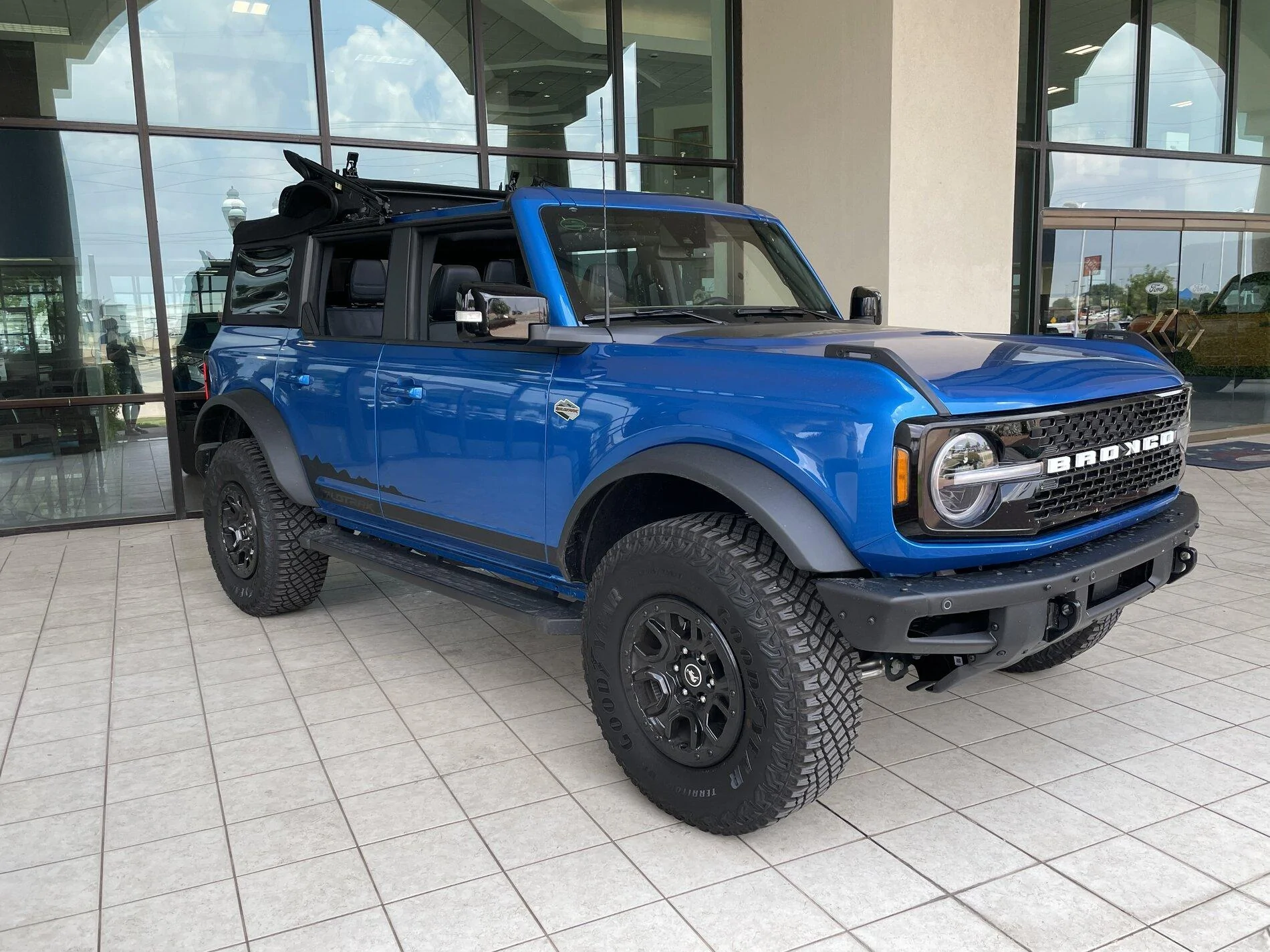 Ford Bronco Is this the Hardtop Prep Kit? IMG_4459