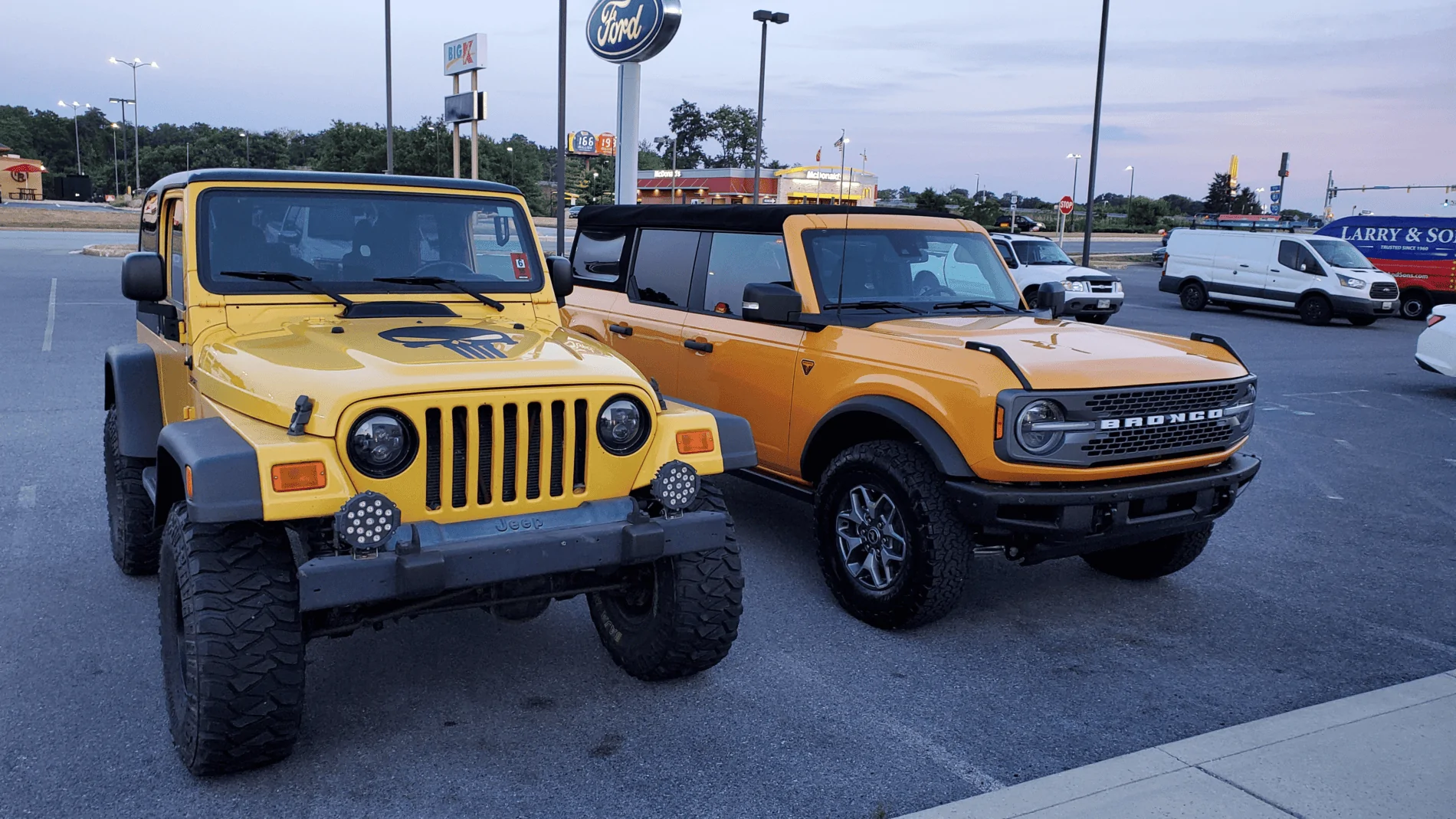 Ford Bronco Cyber Orange Badlands Delivered... 1627707196128
