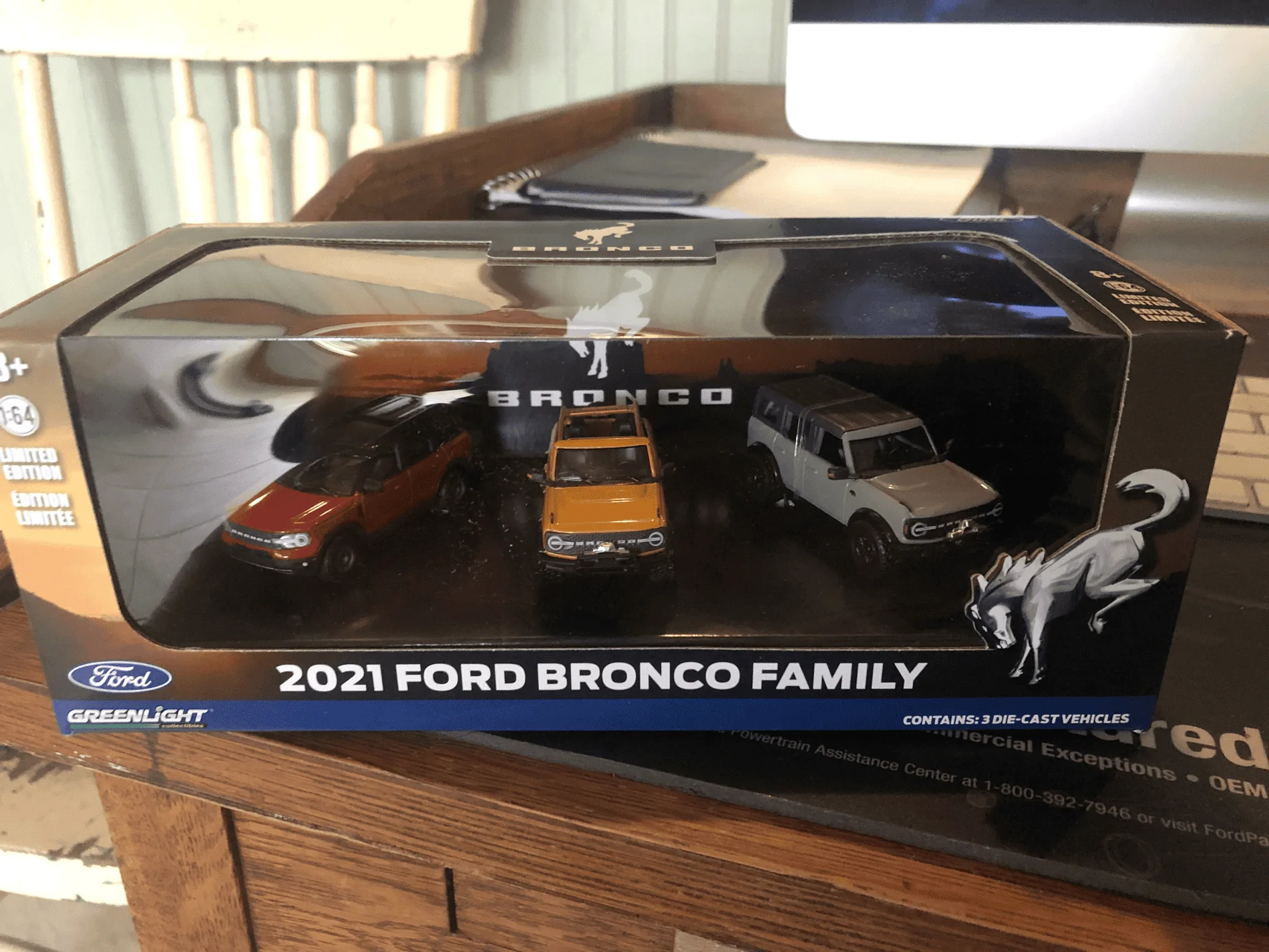 Ford Bronco great gift from Ford..... tempImageuszyPQ