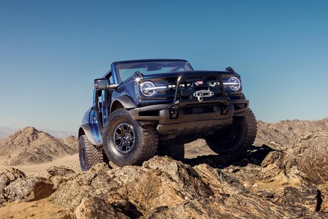Ford Bronco Wish we could choose grilles u725_fna_shot_039_49892_ext_front_3_4_johnson_valley_v12
