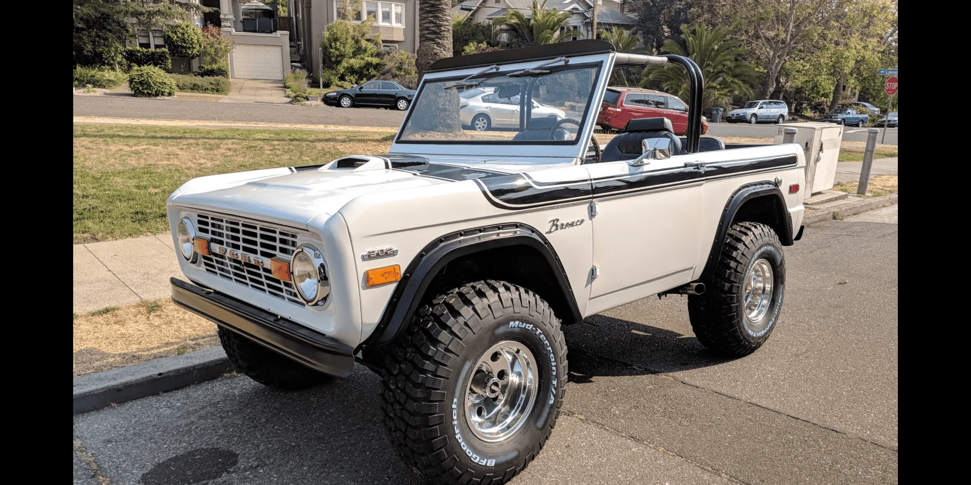 Ford Bronco Vinyl striping / wrapping ideas DEA7D08E-1775-4619-B2B8-66CB10BD0C55