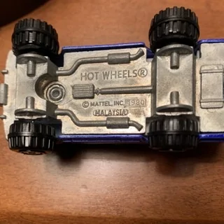 Ford Bronco Hot Wheels Bronco 53629F10-ED0F-4E4E-B8CA-26675692D07C
