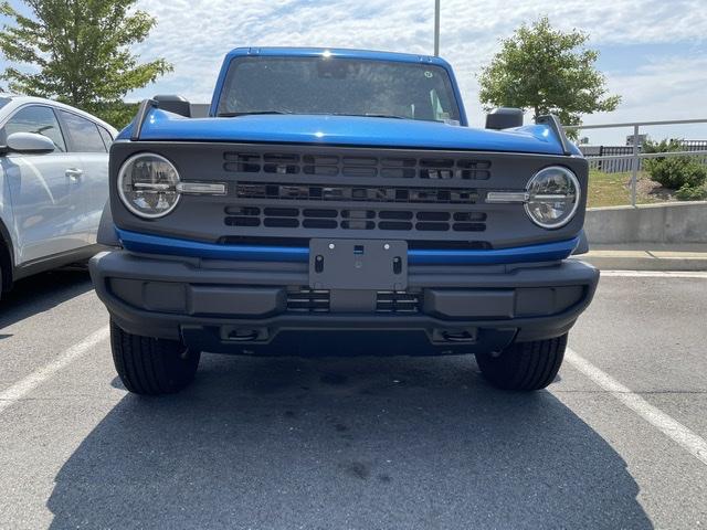 Ford Bronco Velocity Blue - 4-Door - Base Base 49243CF9-77C6-4A12-AC8C-02134DFD7124