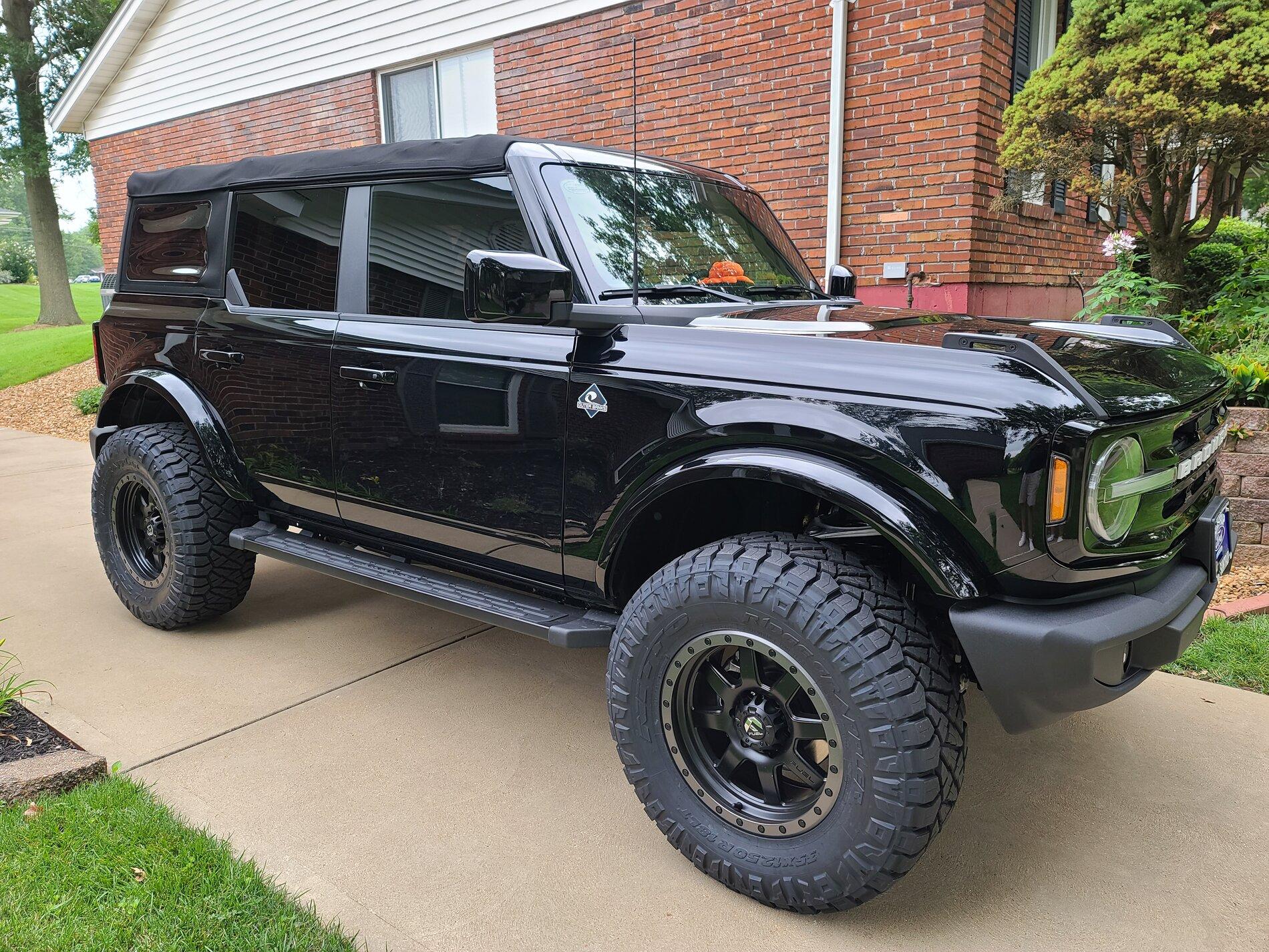 Ford Bronco Outer Banks Before & After w/ 2" Lift and 35's...Added New Pictures 20210731_173543