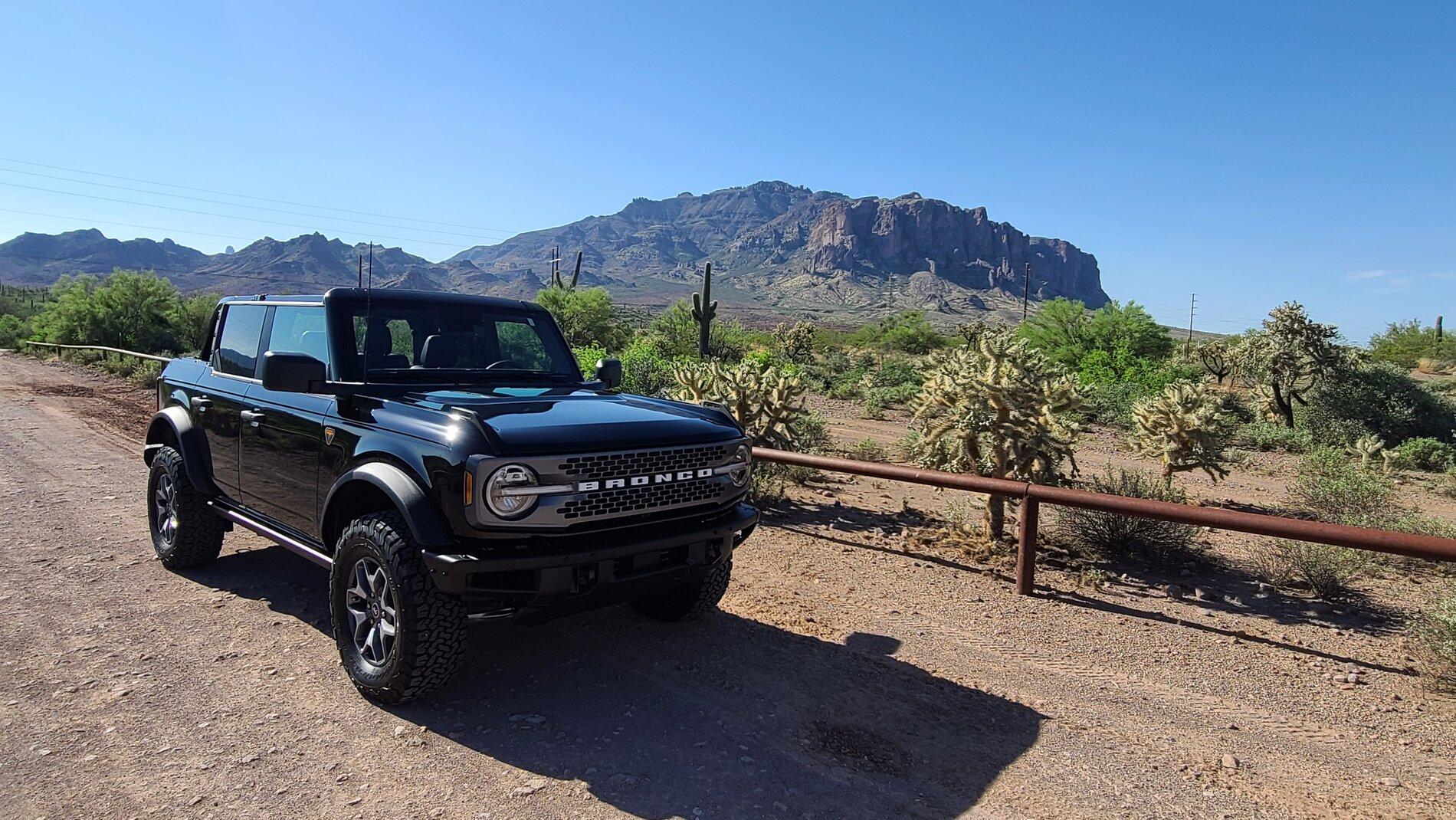 Ford Bronco A Wrangler Owner/Enthusiast/Builder honest review of the 2021 Bronco -- long... 20210801_083358
