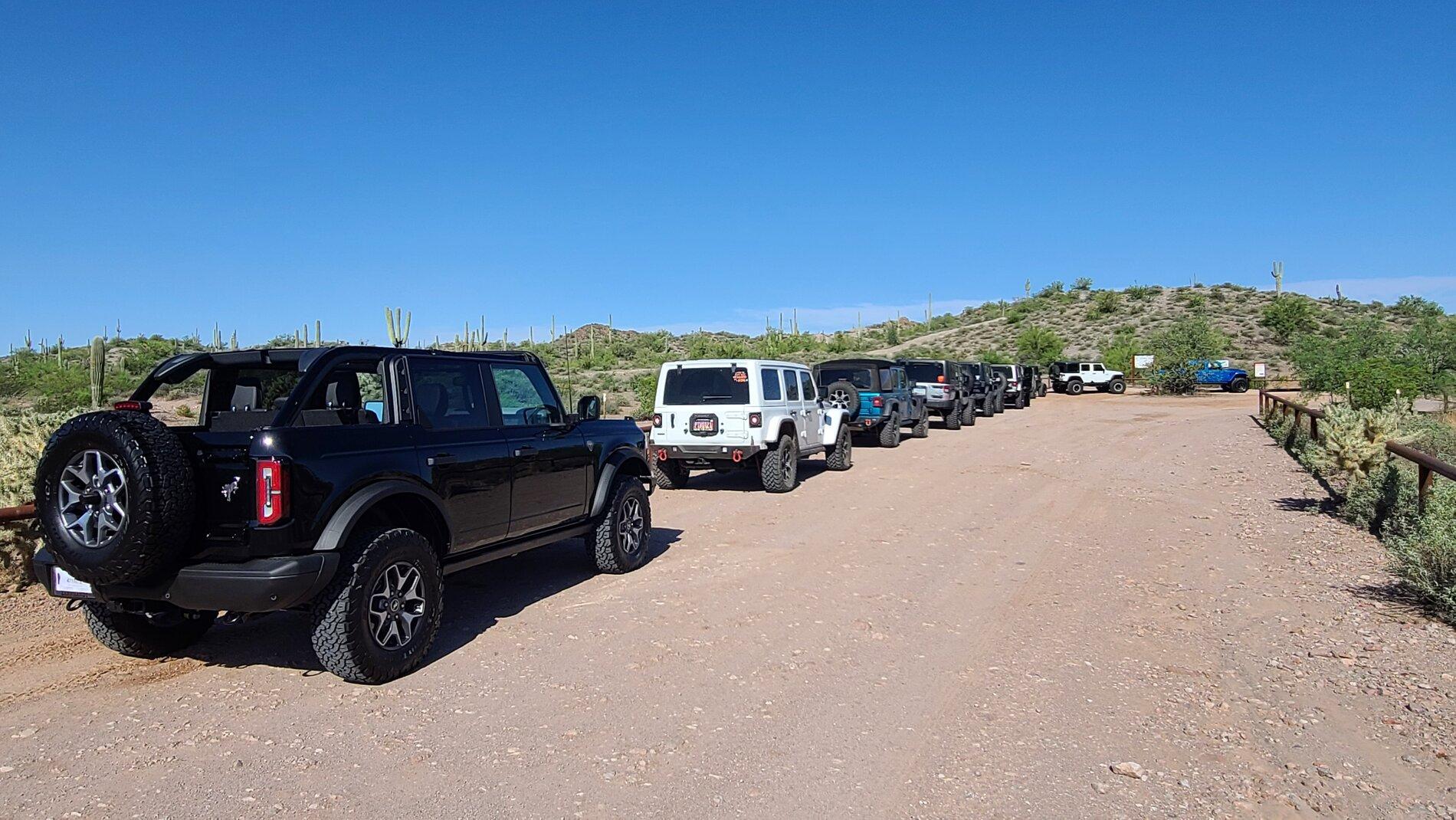 Ford Bronco A Wrangler Owner/Enthusiast/Builder honest review of the 2021 Bronco -- long... 20210801_083604
