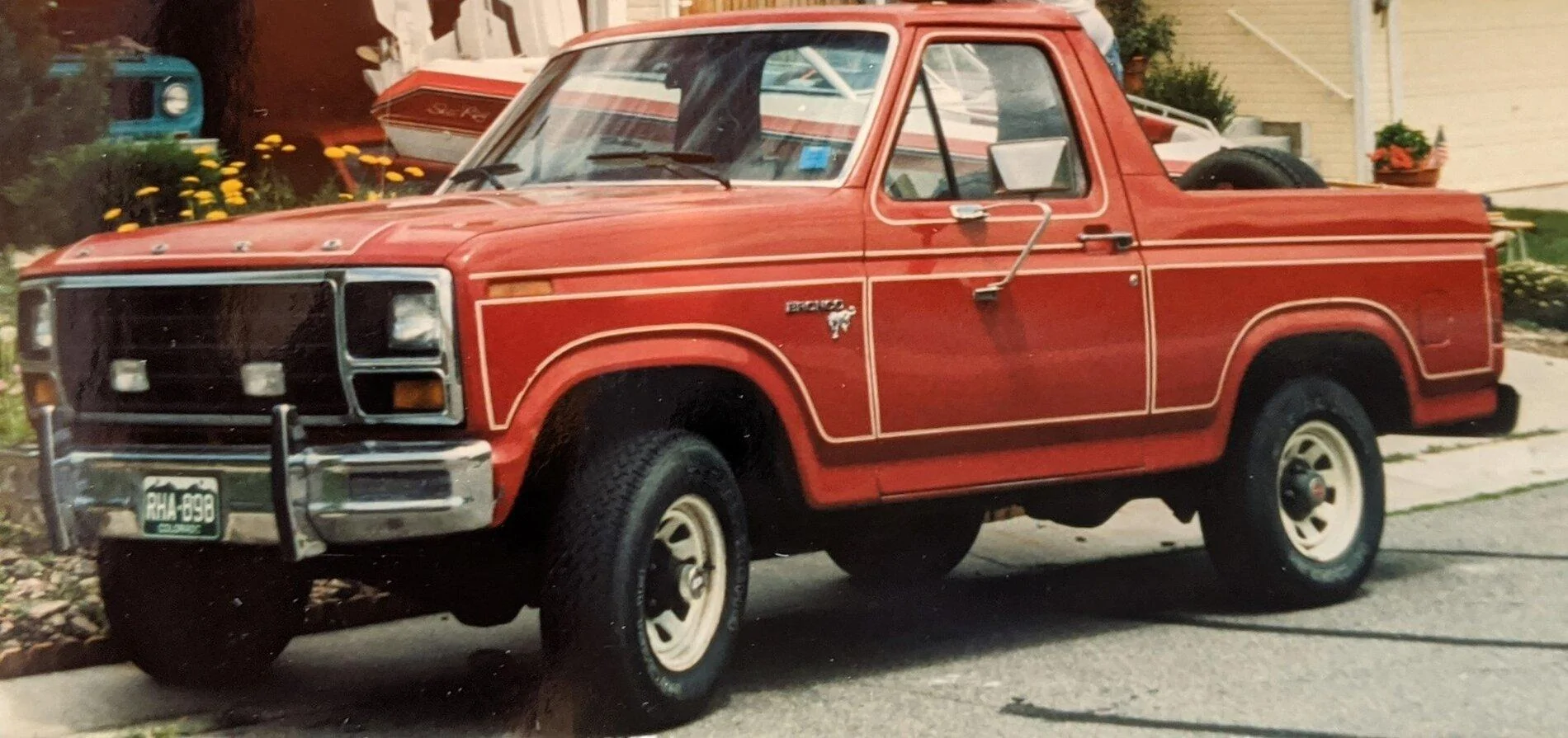 Ford Bronco Solid roof? bronco (2)