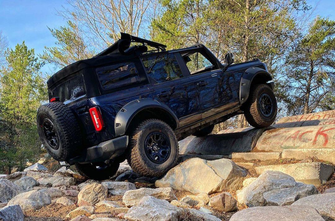 Ford Bronco ANTIMATTER BLUE Bronco Club Debadged Antimatter Blue Bronco Aftermarket Fenders 3