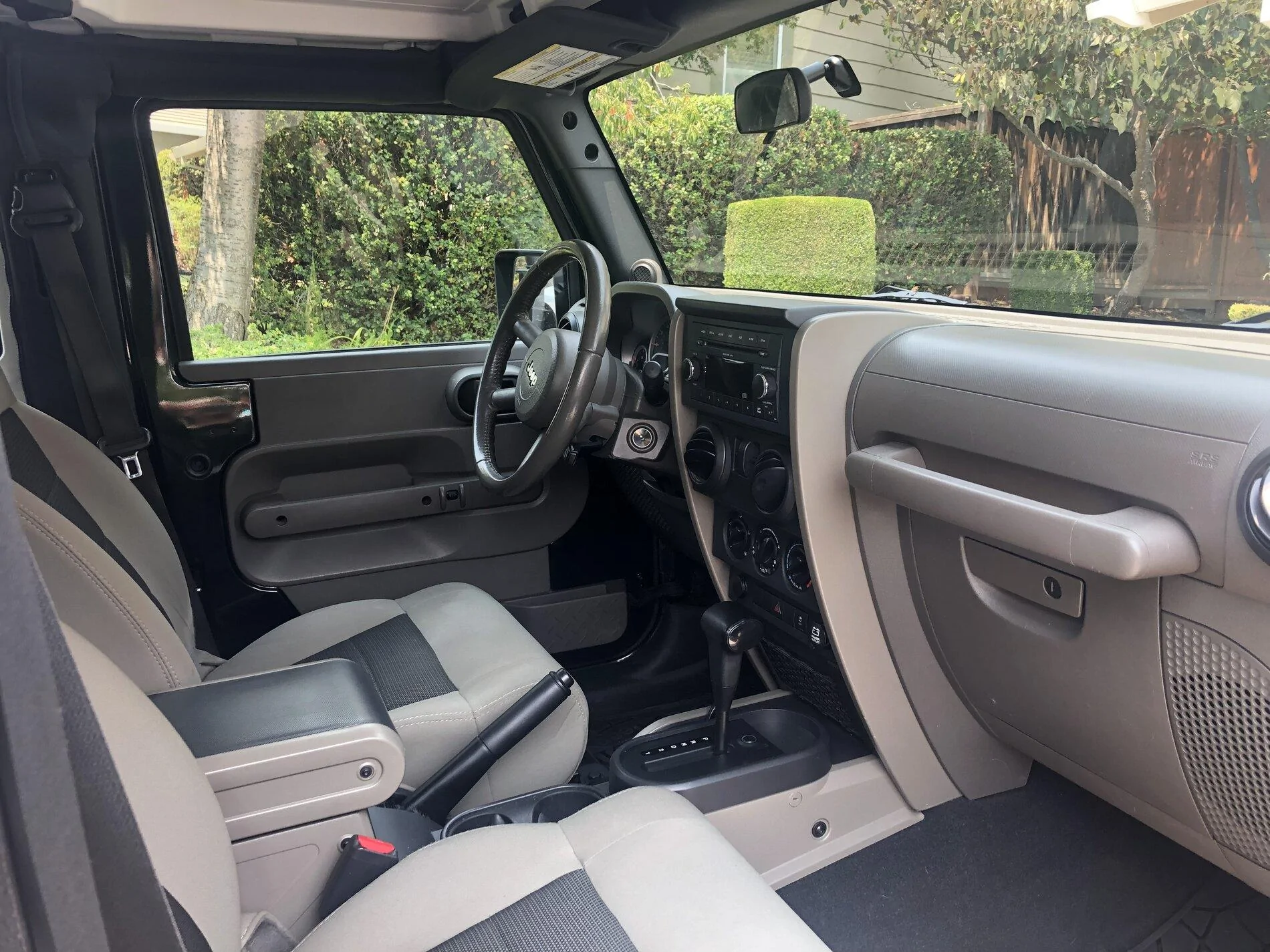 Ford Bronco Who's ready to tap out? 1D79368F-24EE-498C-8E87-20A95F3C7389